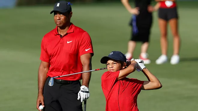 El hijo de Tiger Woods encandila al mundo con su prodigioso swing